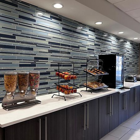 La Quinta Inn By Wyndham Columbia Se Fort Jackson Exteriör bild